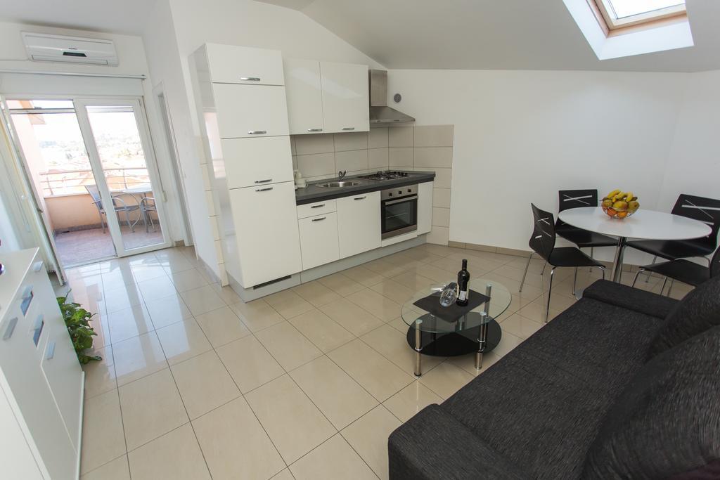 Apartments Little Paradise Трогир Номер фото